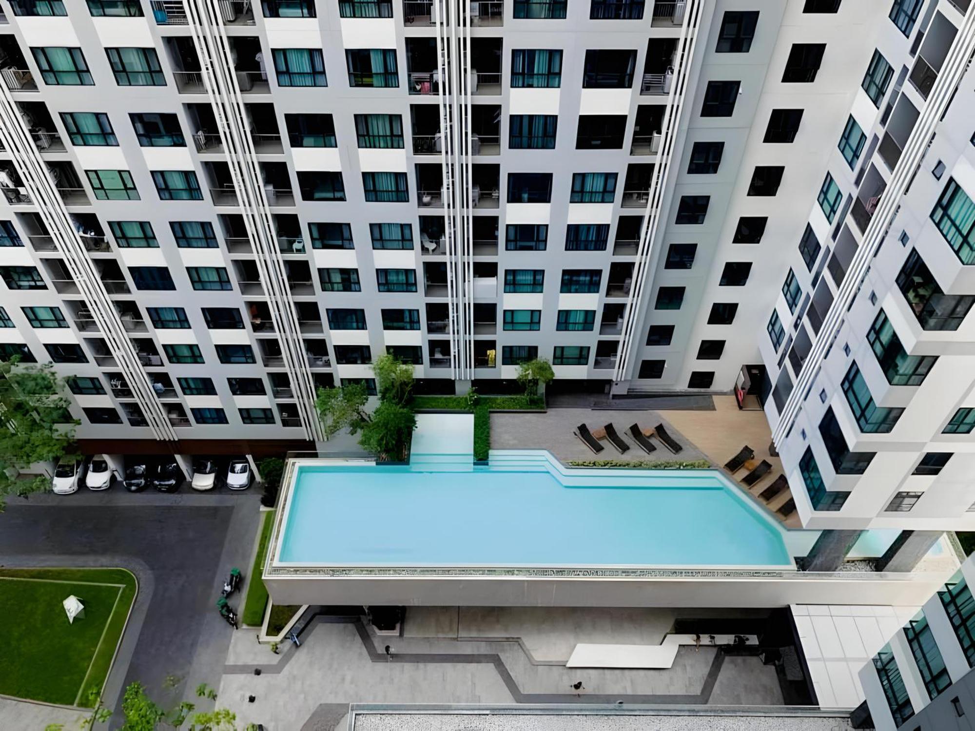 The Base Apartments At Central Паттая Екстер'єр фото
